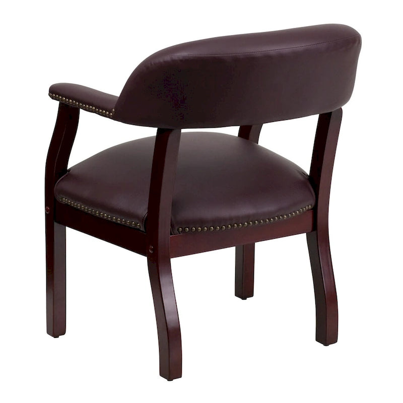 Chaise de conférence avec bande cloutée décorative